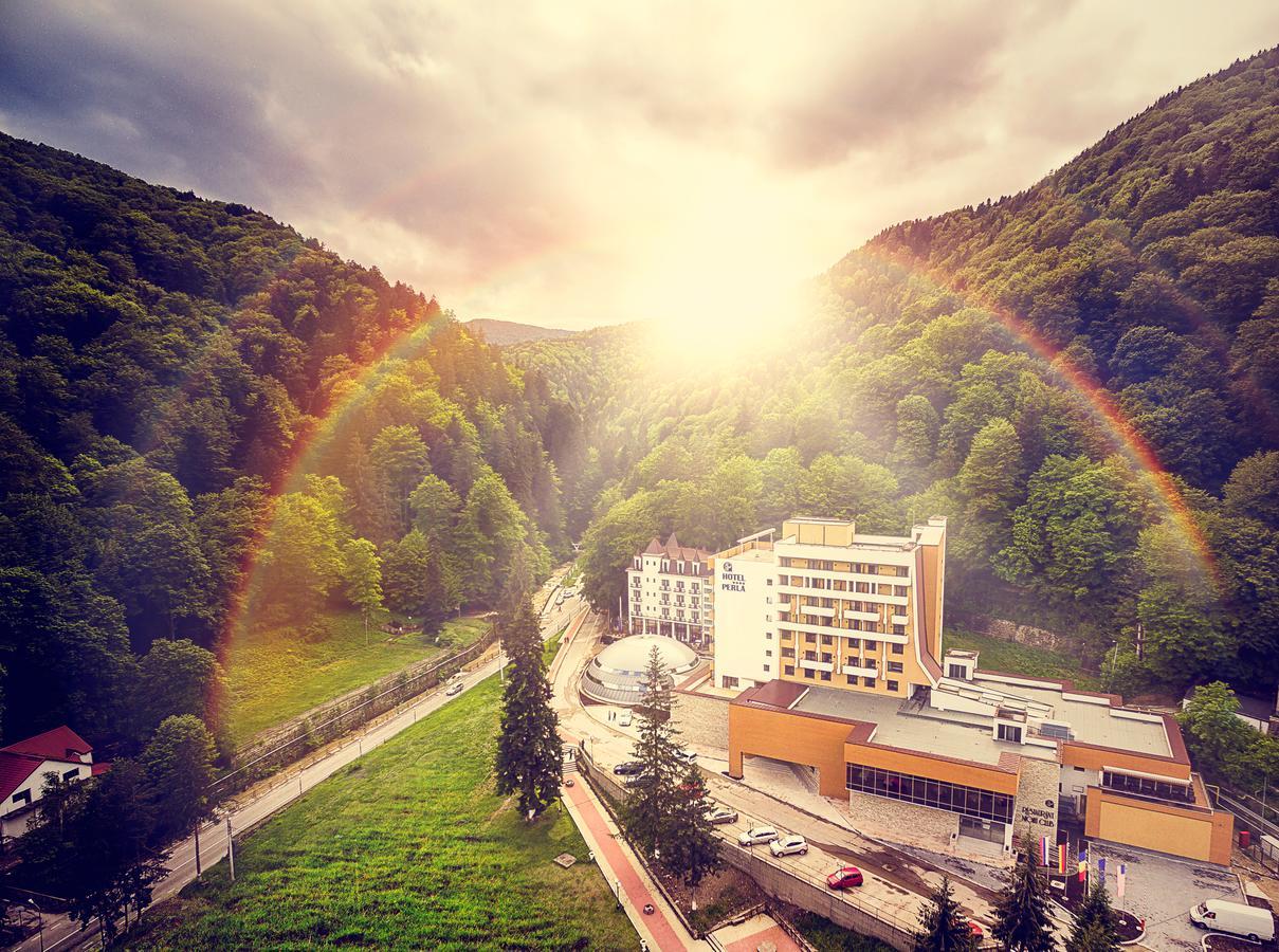 Hotel Perla Szlanikfürdő Kültér fotó