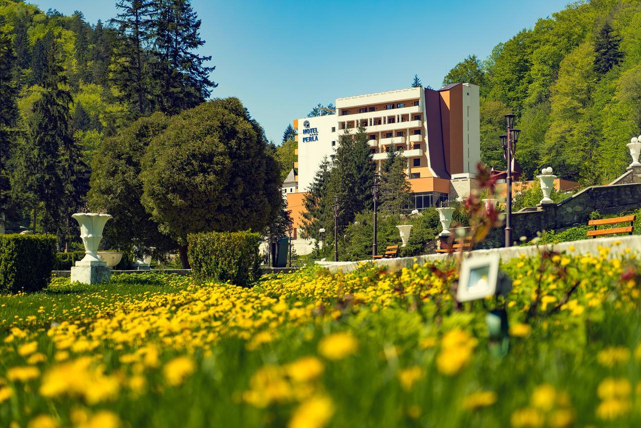 Hotel Perla Szlanikfürdő Kültér fotó